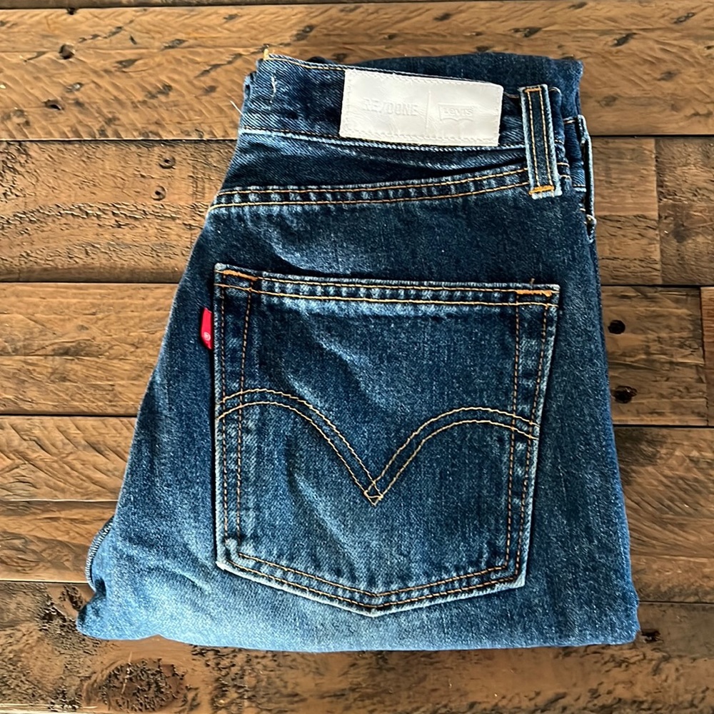 Like new RE/DONE Levi’s denim jeans
